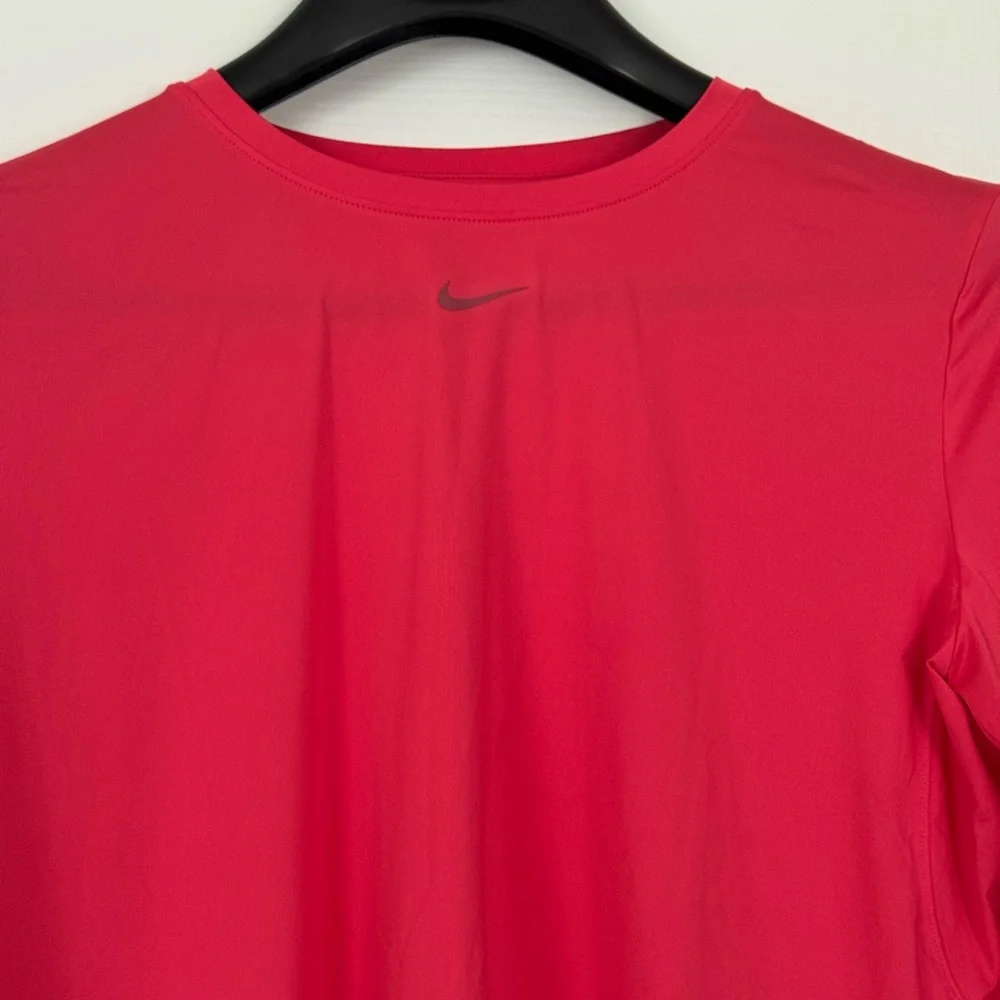 Nike Women's One Classic Dri-FIT Long Sleeve Shirt large Coral pink